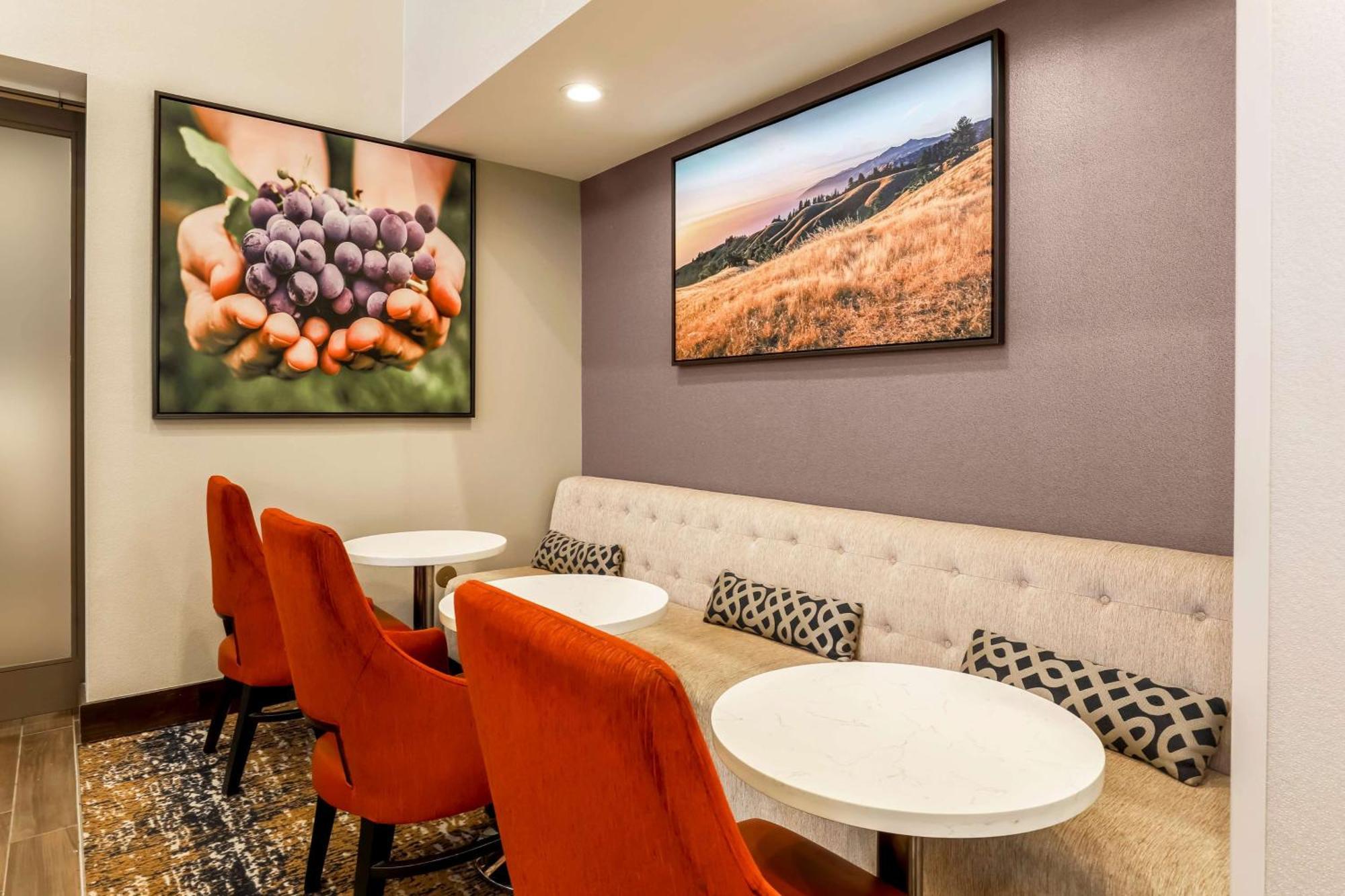 Hampton Inn & Suites Windsor-Sonoma Wine Country Εξωτερικό φωτογραφία